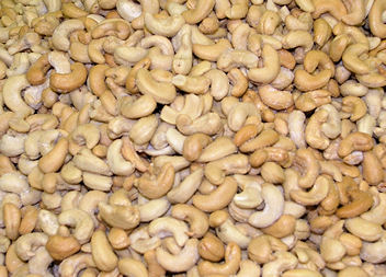 Cashews for sale by the pound